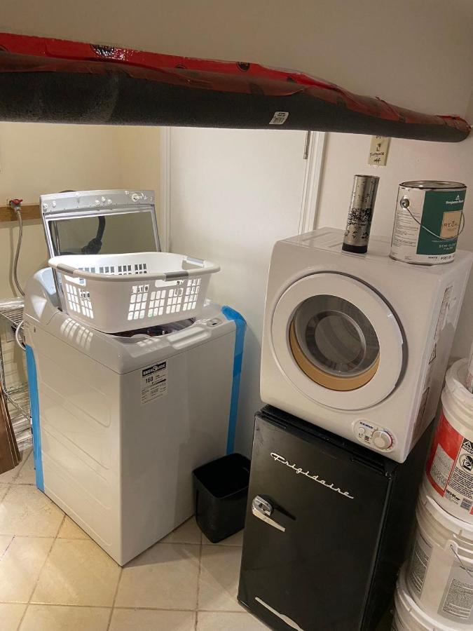 Budget Quad Room With En Suite Bathroom 36B Toronto Exterior foto